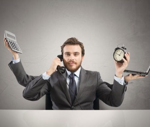 Bir işi, yapmak başka, bakmak başka, satmak başkadır.